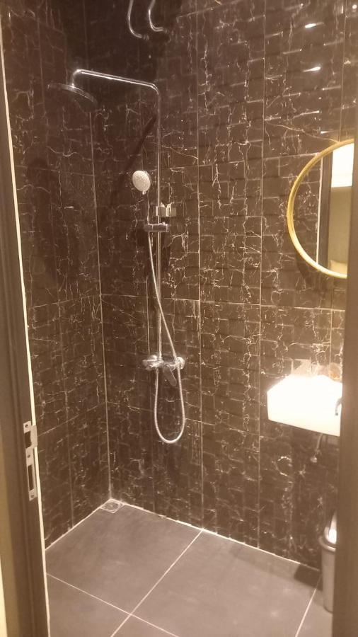 Rumah Wj Rooms And Suites 乌鲁瓦图 外观 照片